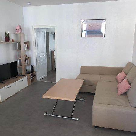 Appartement Douillet ลอร์เกส ภายนอก รูปภาพ