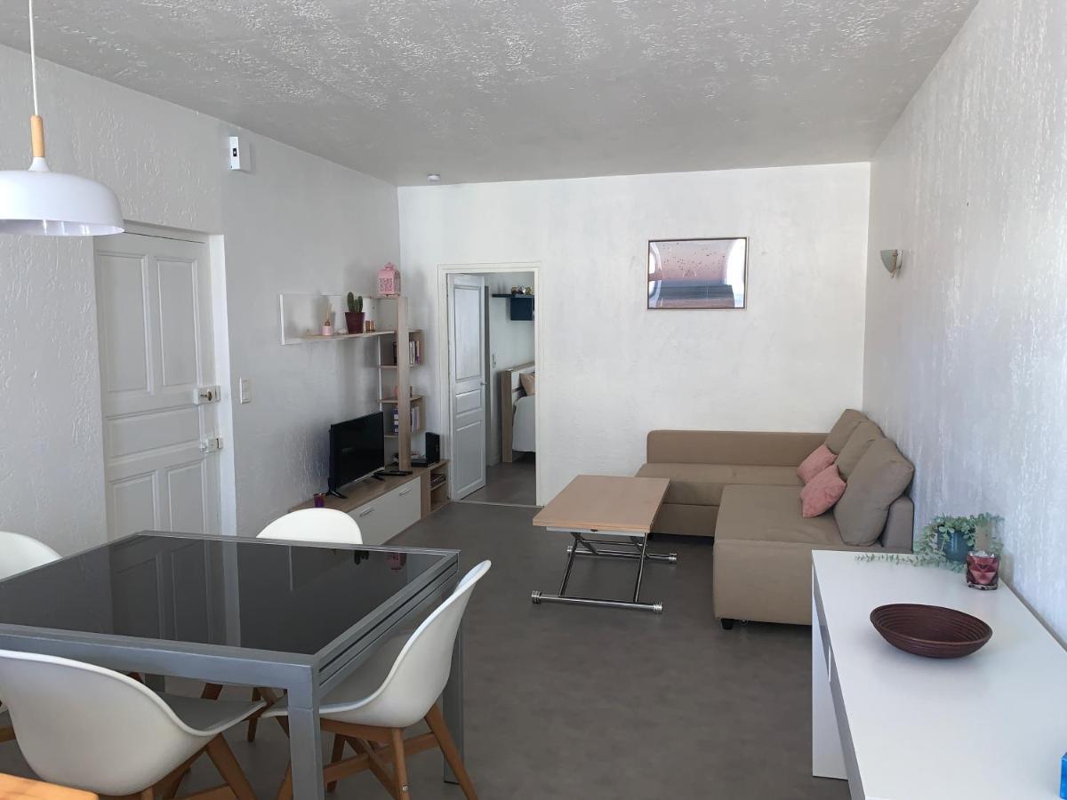 Appartement Douillet ลอร์เกส ภายนอก รูปภาพ